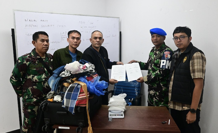 Sabu-sabu 1 Kg Gagal 'Terbang' dari Pekanbaru ke Jakarta, Dibawa Penumpang Pellita Air dalam Koper