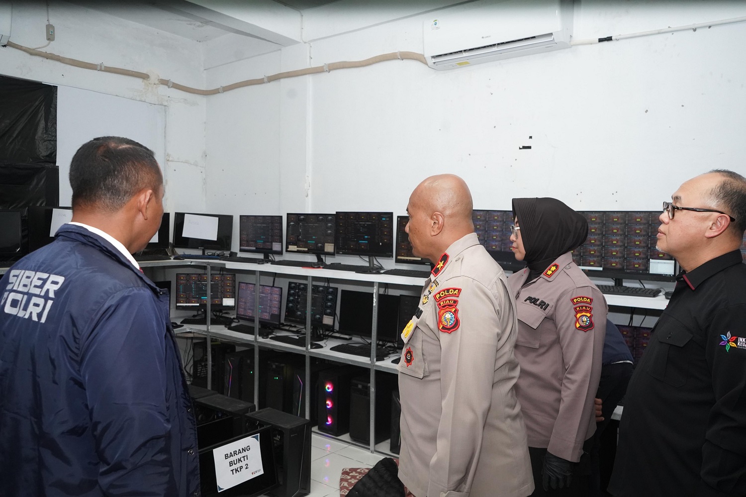 Polda Riau Bongkar Sindikat Judi Online Higgs Domino, Omzet Capai Rp3,6 Miliar!