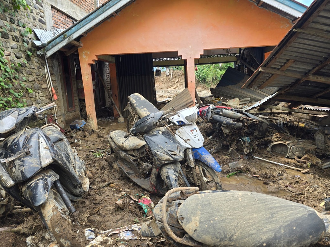 Sore Jahanam di Pelosok Agam, 2 Desa Tenggelam
