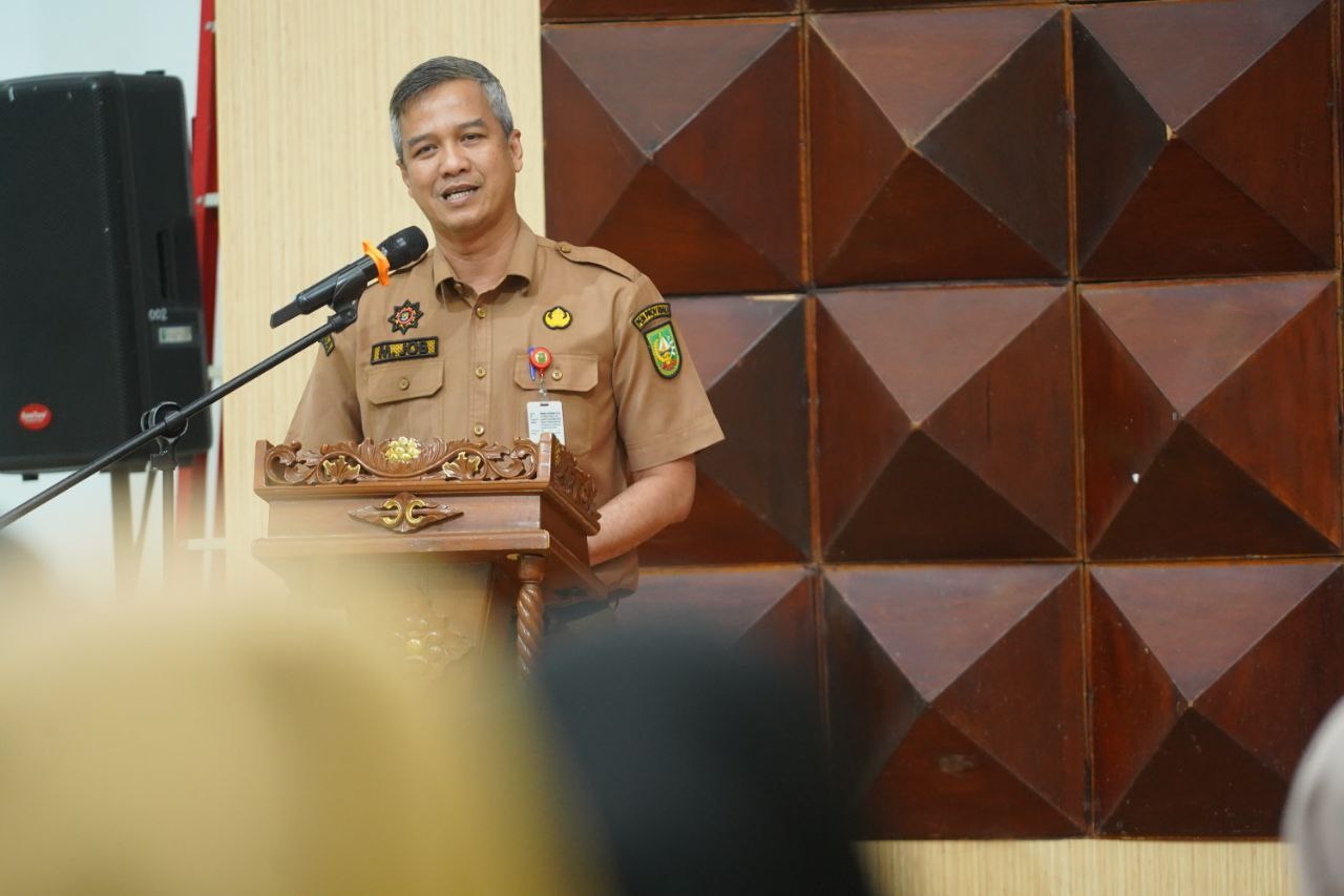 83 PNS Riau Terima SK Pensiun, Pj Sekda Job Kurniawan: Pensiun Bukan Akhir, Tetap Harus Produktif