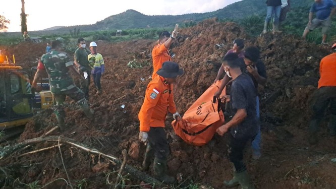 Seluruh Korban Longsor Tapsel Berhasil Ditemukan, Basarnas Tutup Operasi SAR di Kampung Duren