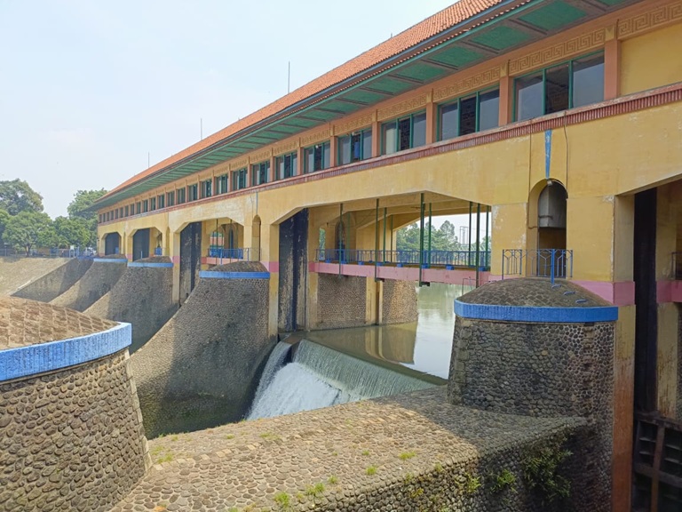 Bendung Walahar Genap 100 Tahun! Ini 'Mesin Uang' Karawang yang Jaga Pangan Nasional