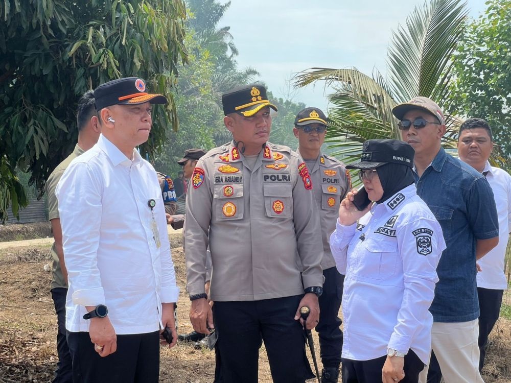 Ribuan Warga Serbu PT SSL di Siak, Diduga Karena Konflik Lahan Akasia