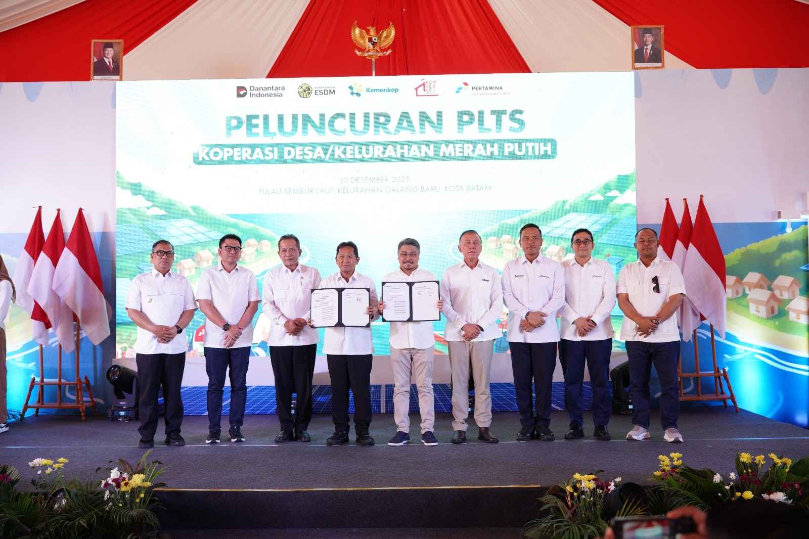Luncurkan PLTS KDKMP Pertama, Kemenkop dan Pertamina  NRE Siap Terangi Pulau Sembur