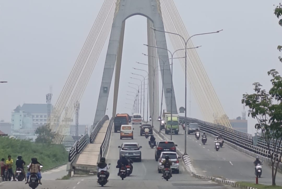 Riau Dikepung Asap Meski Hanya Punya 8 Titik Api, Ribuan Hotspot Terdeteksi di Sumsel
