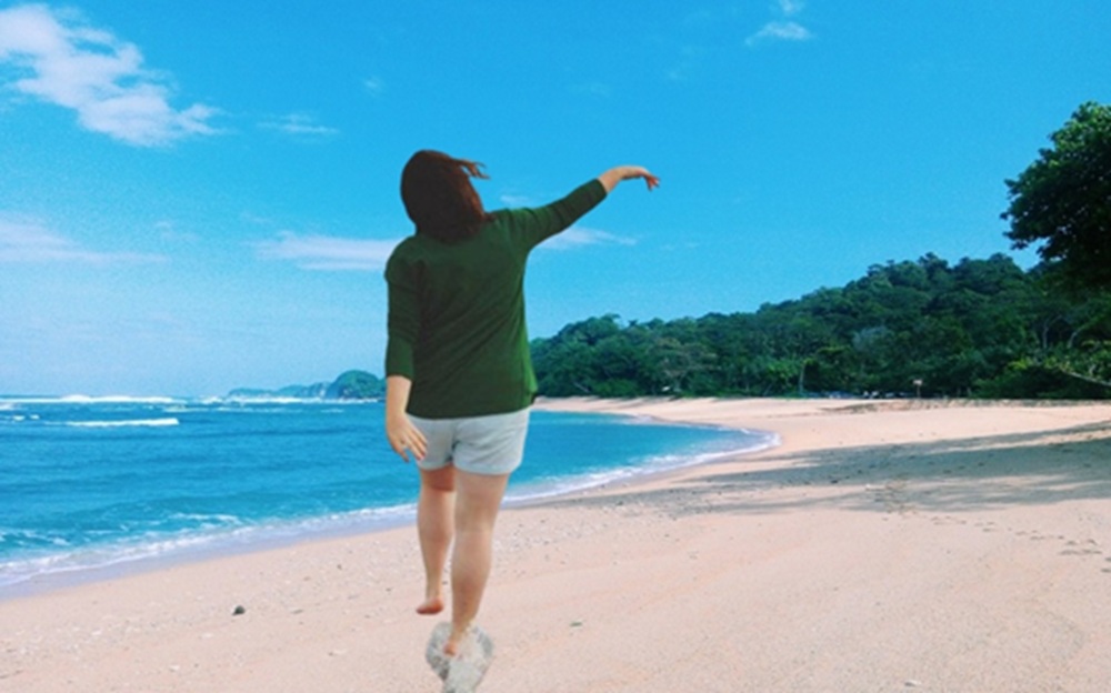 Mitos Dilarang Pakai Baju Hijau di Pantai Selatan, Fakta atau Sekadar Cerita?