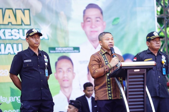 Gubernur Abdul Wahid Luncurkan Kredit Tanpa Bunga untuk UMKM Riau