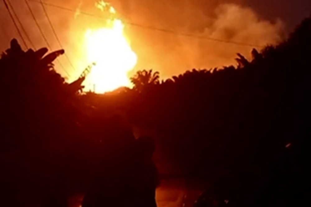 Update Terbaru Ledakan Pipa Gas TGI Inhil: Api Akhirnya Padam, Polisi Mulai Olah TKP!