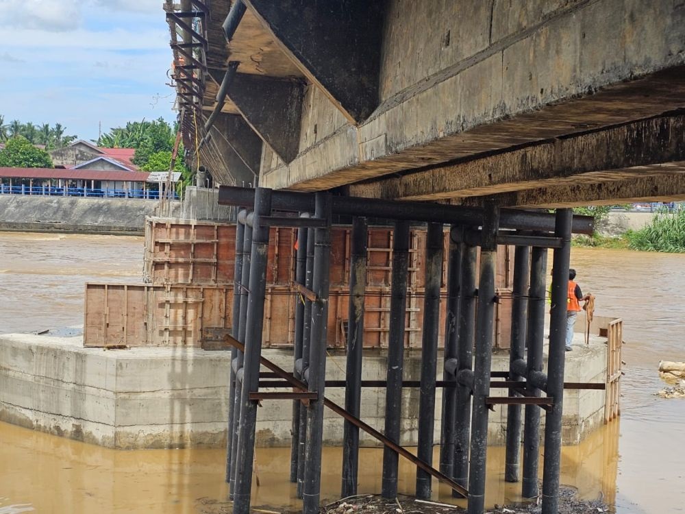 Jembatan Sungai Rokan di Riau Ditutup Total hingga Oktober 2025, Warga Diminta Gunakan Jalur Alternatif
