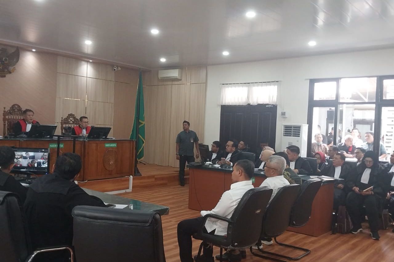 Tegas! Hakim Pastikan Sidang Eks Gubernur Riau Abdul Wahid Bebas Suap dan Intervensi