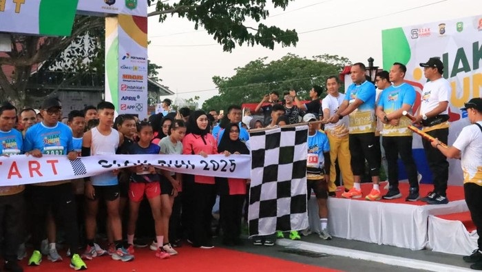 Meriah! Fun Run 7,9K Polres Siak Ramaikan HUT Bhayangkara ke-79, Hadiah Total Belasan Juta