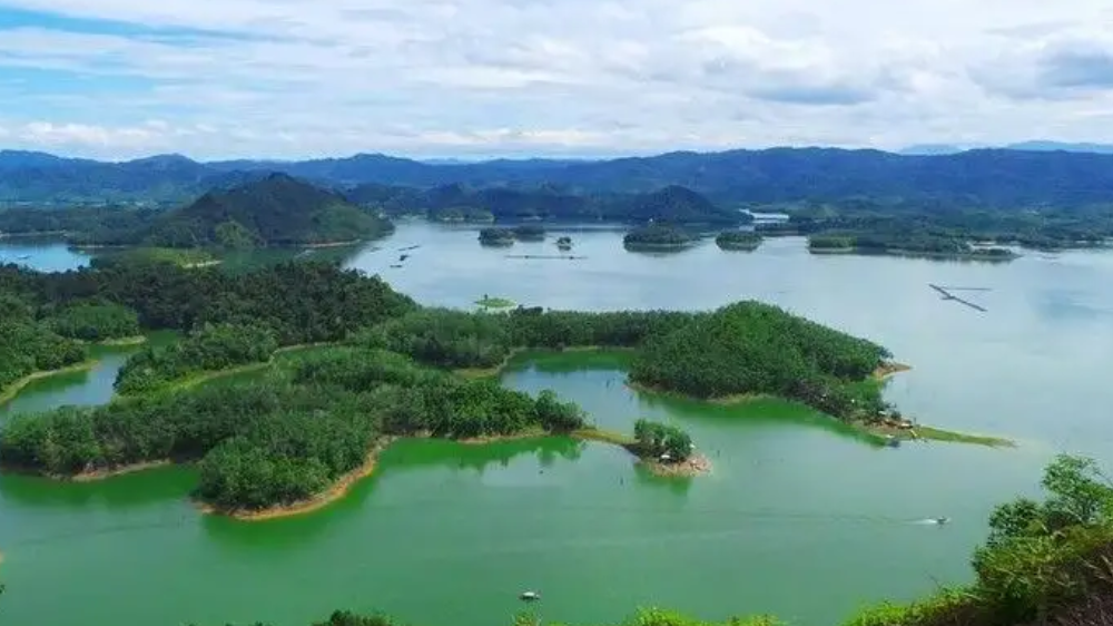 5 Tempat Wisata di Pekanbaru Rating Tertinggi, Destinasi Liburan saat Waisak 2025