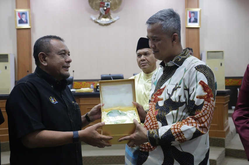 Riau-Melaka Makin Dekat, RoRo Dumai hingga Jembatan Selat Malaka Dibahas
