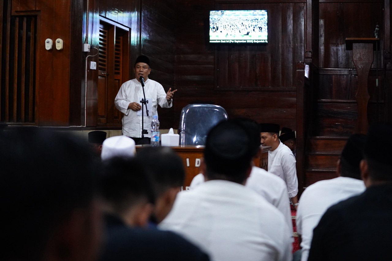 Wagub Riau Ajak Warga Teladani Akhlak Rasulullah di Peringatan Maulid Nabi