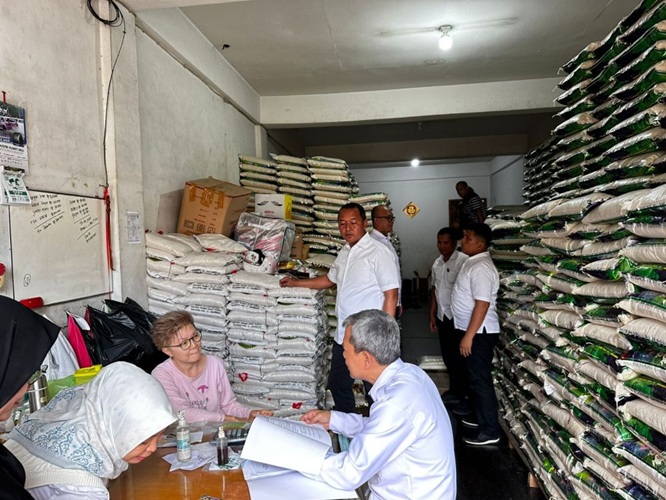 Satgas Pengendalian Harga Beras Riau Gelar Rakor dan Sidak, Awasi Penimbunan dan Permainan Harga