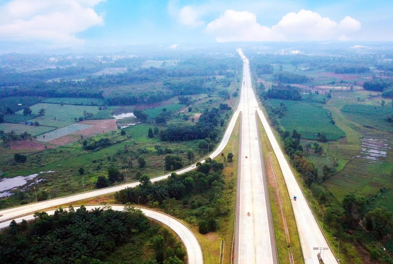 WSBP Pasok Fondasi Jalan Tol Trans Sumatra, Proyek Rp15,8 Miliar Capai 88%