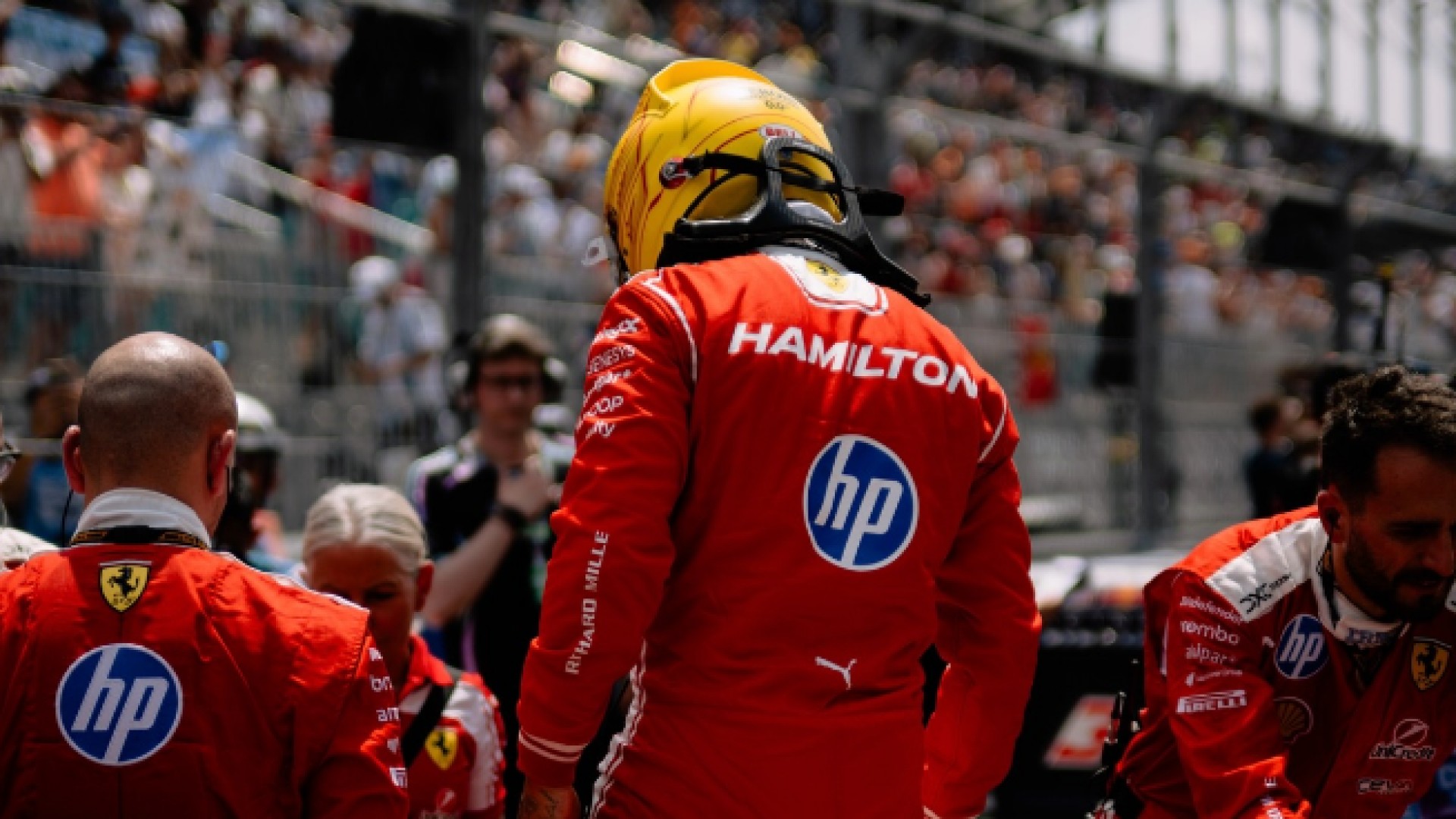 Kebangkitan Lewis Hamilton di Ferrari Bikin Damon Hill Terpukau