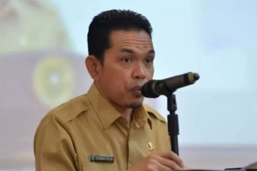 Kepala Dinas Pendidikan Riau Dorong Lulusan Sarjana Tingkatkan Kualitas SDM