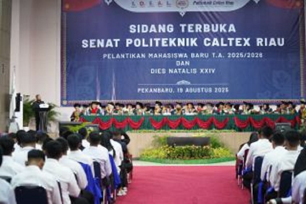 Gubernur Riau Abdul Wahid Tekankan Integritas dan Keunggulan di Pelantikan Mahasiswa Baru PCR 2025