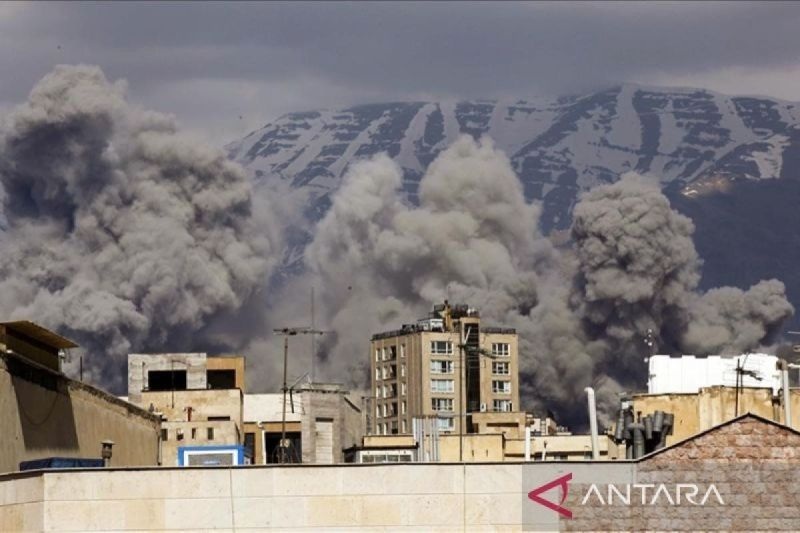 Dunia di Ambang Perang? Timur Tengah Membara, Selat Hormuz Ditutup, Pemimpin Tertinggi Iran Gugur!