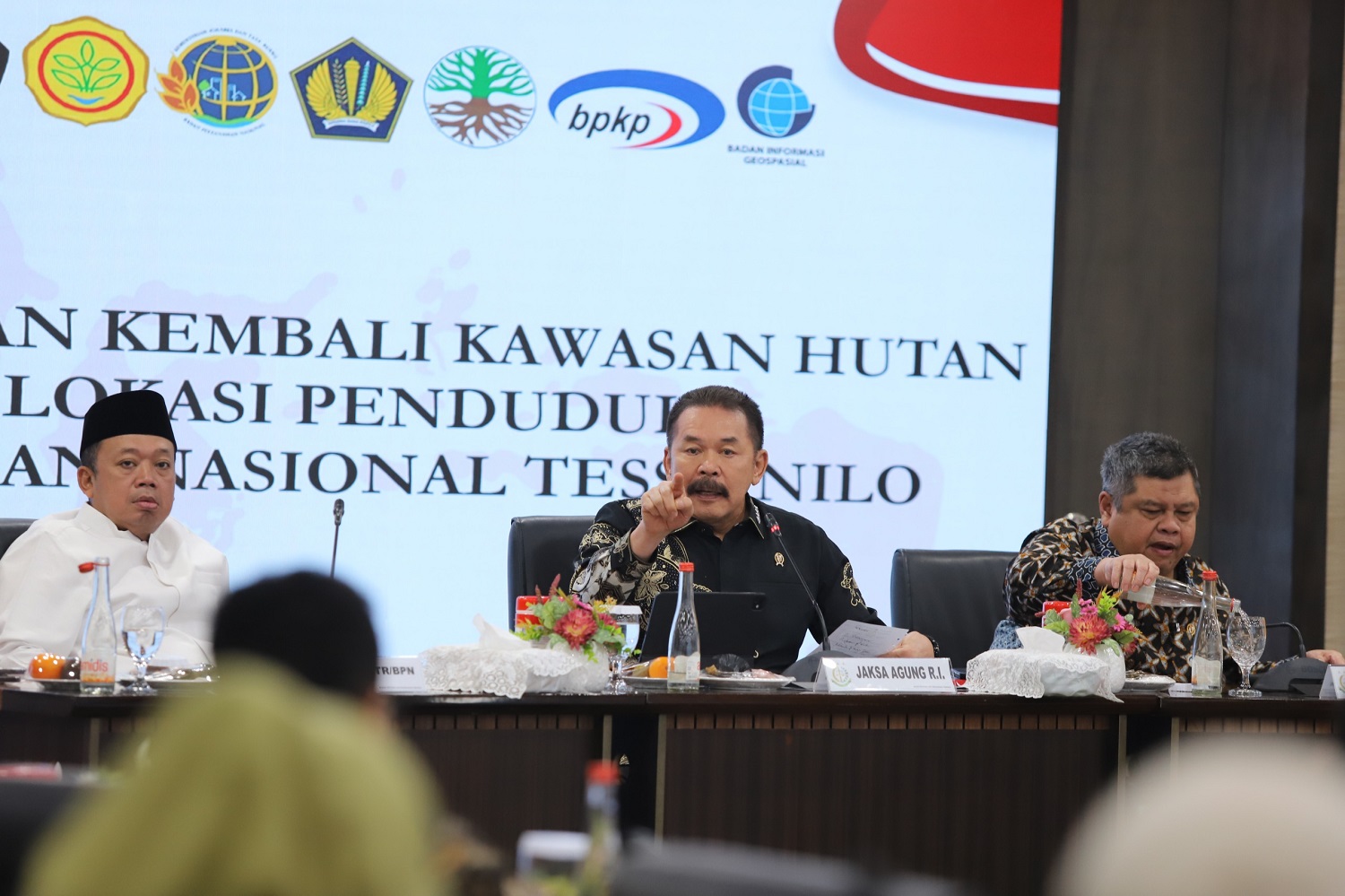 Satgas PKH Kembalikan 1 Juta Hektare Hutan, TNTN Riau Tinggal 12 Ribu Hektare
