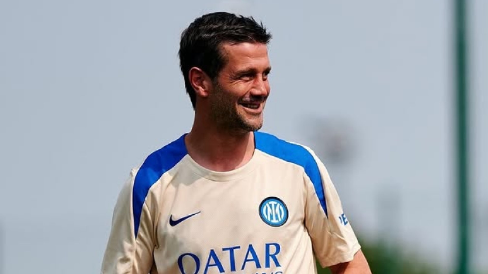 Cristian Chivu Siap Perkuat Masa Depan Inter dengan Kontrak Baru