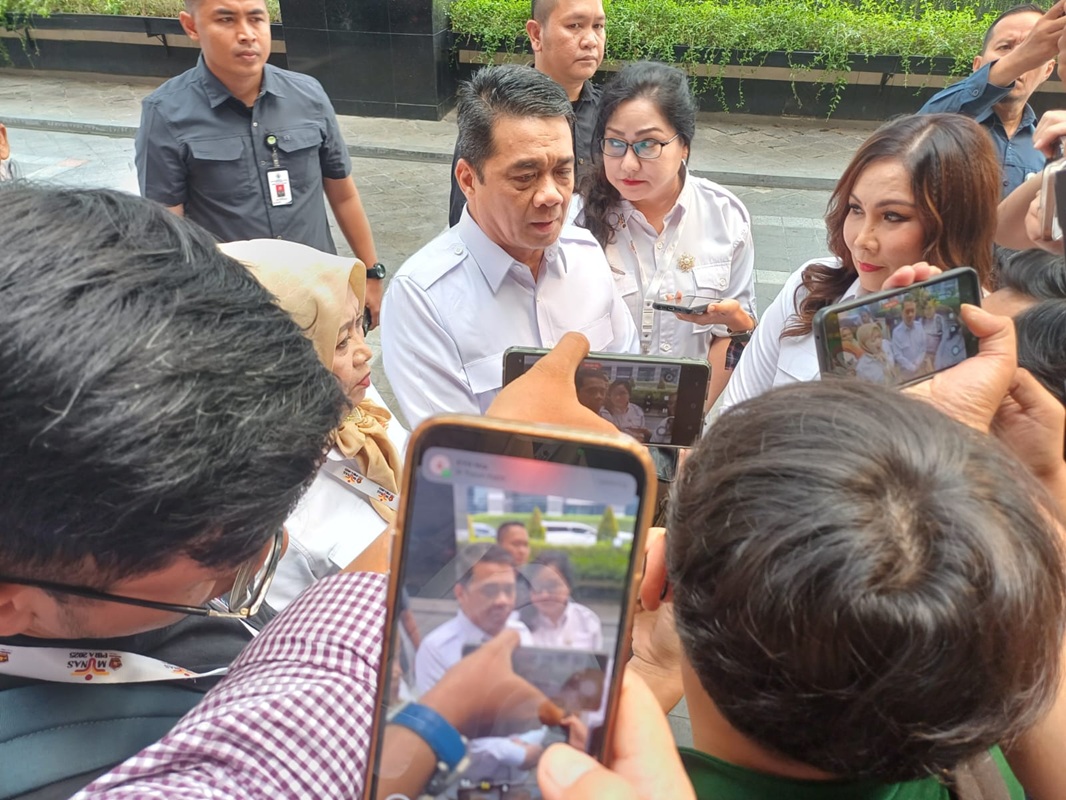 Riza Patria Tanggapi Sindiran Anies: Prabowo Punya Strategi Sendiri dalam Menentukan Kabinet