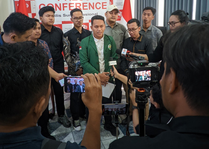 Aksi 'Titipan' di Balik Gerakan Mahasiswa? BEM SI Bongkar Skenario Adu Domba Kasus Amsal Sitepu