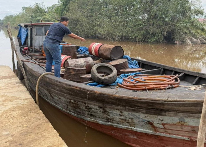 Polda Riau Bongkar Mafia BBM, Sita 41 Ton BBM Subsidi Ilegal