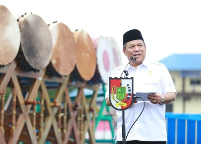 SIAP-SIAP RAMADAN! Tradisi Petang Belimau Pekanbaru Pecah, Ribuan Warga Padati Sungai Siak Demi Ritual Suci In