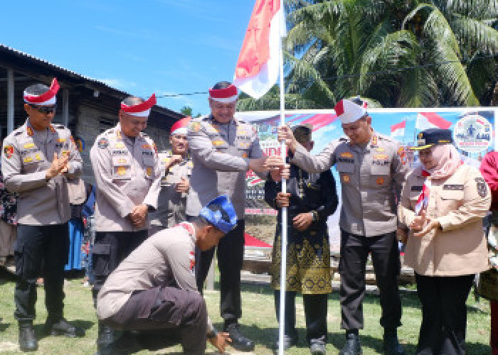 Ekspedisi Merah Putih Polda Riau di Pulau Rupat: Bantu Nelayan Hingga Tanam Mangrove