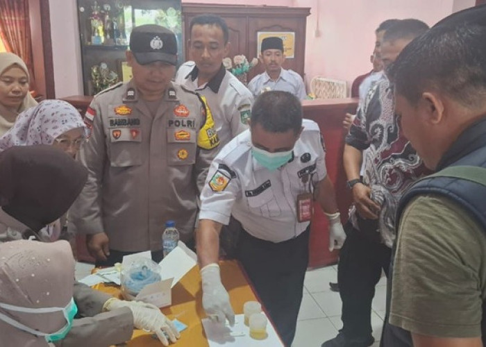 Sidak Narkoba di Kantor Desa! Polisi Datang Mendadak, Hasil Tes Urine Aparatur Bikin Lega