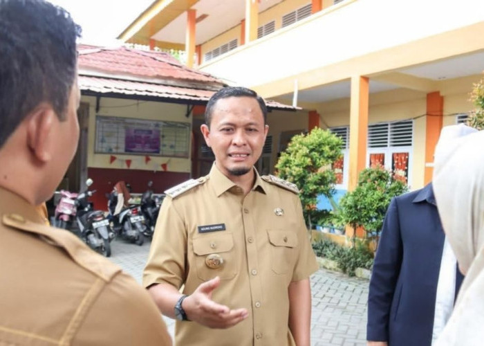 Wali Kota Pekanbaru Sidak Tempat Hiburan Malam Ilegal, Temukan Dugaan Prostitusi dan Narkoba