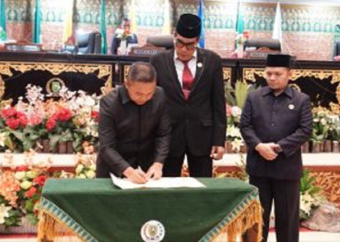 RPJMD Riau 2025-2029 Disahkan, Gubernur Wahid Tekankan Kolaborasi Pembangunan
