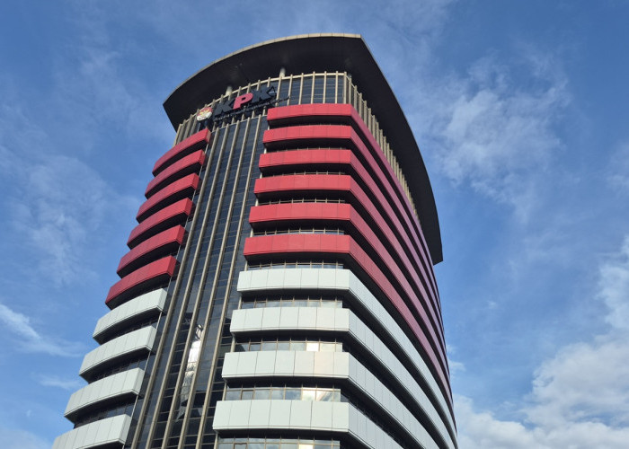 BREAKING NEWS! KPK OTT Gubernur Riau Abdul Wahid