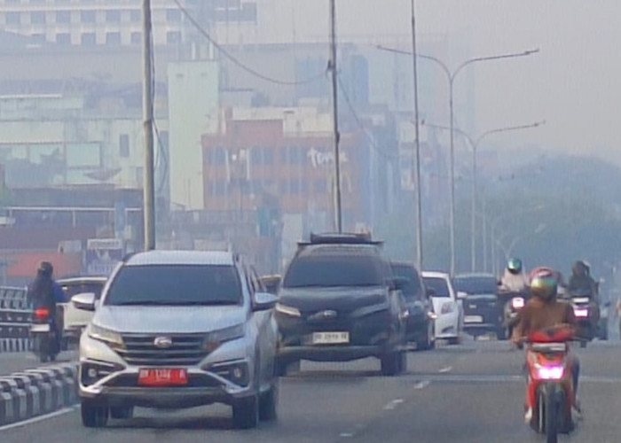 Kualitas Udara Pekanbaru Sangat Tidak Sehat, Asap dan Ribuan Hotspot Kepung Sumatera