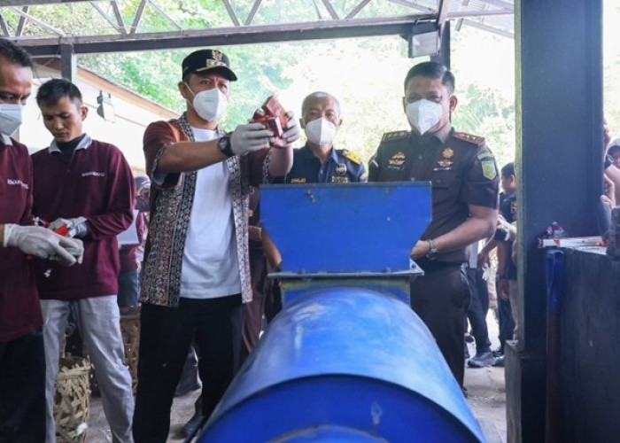 Rokok Ilegal 22,2 Juta Batang Dimusnahkan, Kejati Riau Gempur Peredaran Gelap yang Rugikan Negara