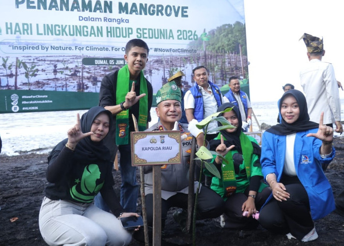 Penanaman Pohon Penghijauan Riau Masif Digelar, Kapolda Turun Tangan Amankan Pesisir Dumai!