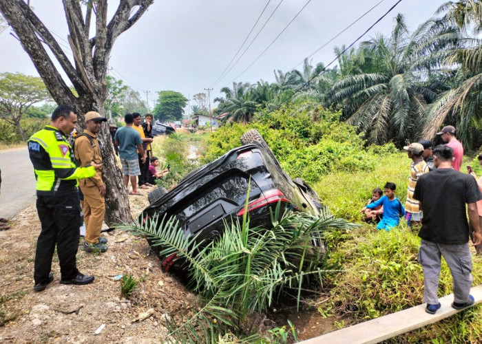 Sopir Innova Penabrak Mobil Dinas DPRD Bengkalis Positif Narkoba, Pantas Saja Hilang Kendali?
