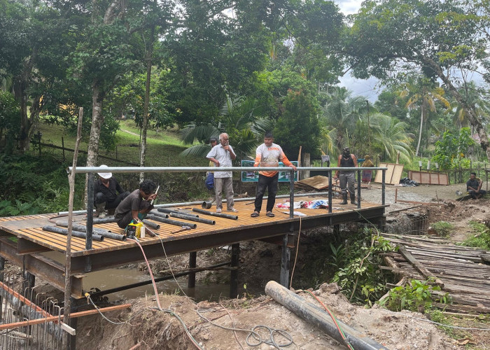 Polda Riau Bangun 39 Jembatan di Pelosok, Anak Sekolah Kini Tak Lagi Bertaruh Nyawa