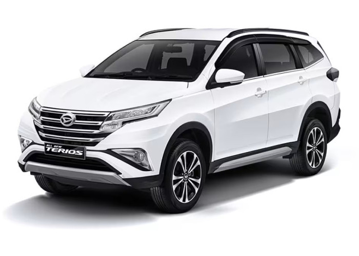 Daihatsu Terios vs Toyota Rush: Beda Apa Saja? Ini Jawaban Lengkapnya!