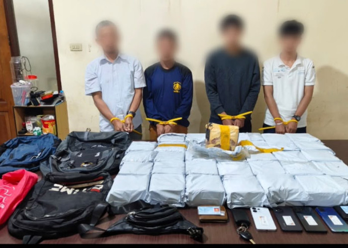 Polda Riau Gagalkan Transaksi 34,9 Kilogram Sabu Jaringan Internasional, 5 Tersangka Ditangkap