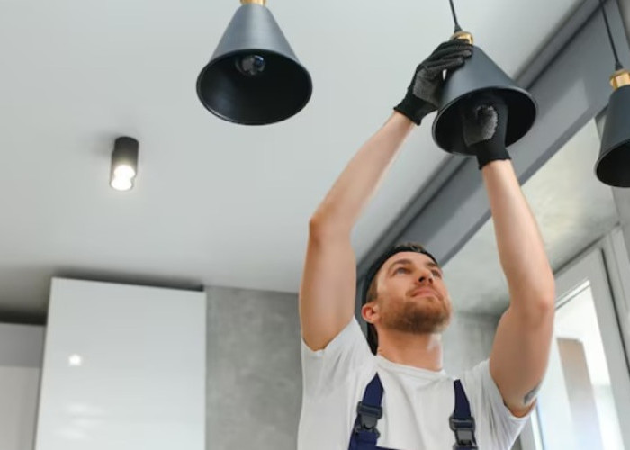 Cara Membersihkan Tempat Usaha dari Aura Negatif Agar Cuan Meledak: Jangan Sampai Bisnis Anda Sepi!