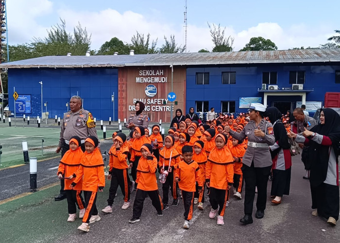Serunya Petualangan 124 Bocah TK Az Zhura di Taman Lalu Lintas Polda Riau