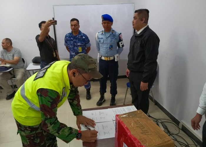 JANGAN COBA-COBA! Penyelundupan Ganja 1,3 Kg Lewat Kargo Bandara SSK II Pekanbaru Gagal Total!