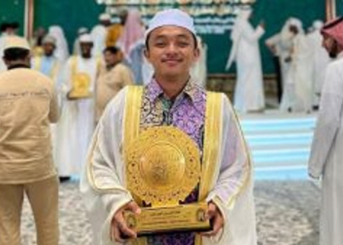 Hafiz Muda Riau Raih Juara II MHQ Internasional 2025 di Arab Saudi