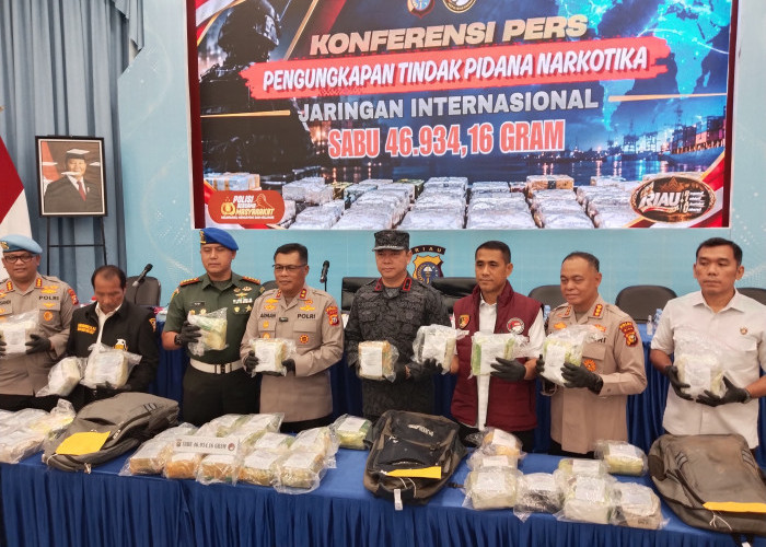 Polda Riau Gulung Jaringan Internasional, Oknum TNI Ditangkap dan 46,9 Kg Sabu Disita