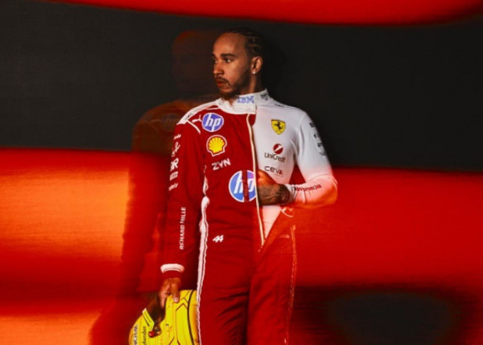 Kehadiran Sang Ibu Jadi Jimat Keberuntungan Lewis Hamilton di Lintasan