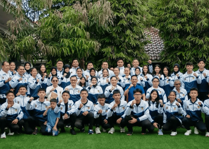 38 Atlet FORKI Lampung Dilepas Wagub Jihan untuk Kejurnas Karate di Riau