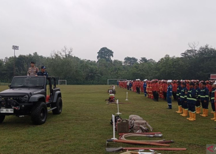 Siaga Karhutla 7 Bulan! Menteri LH Alarm Bahaya, Riau Jadi Garda Depan Hadapi Ancaman Kebakaran